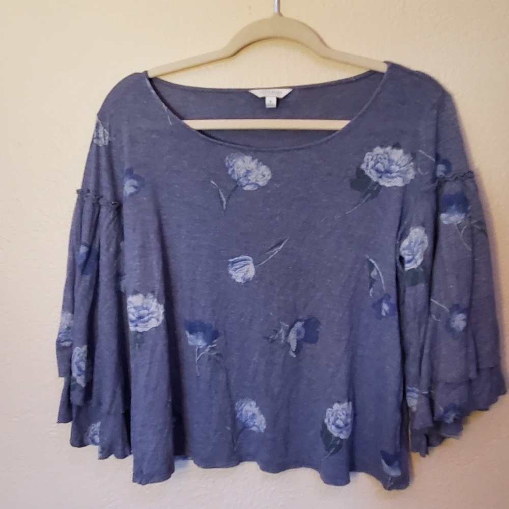 Lucky Brand Blue Floral Tiered Bell Sleeve Sparkle Top Medium M